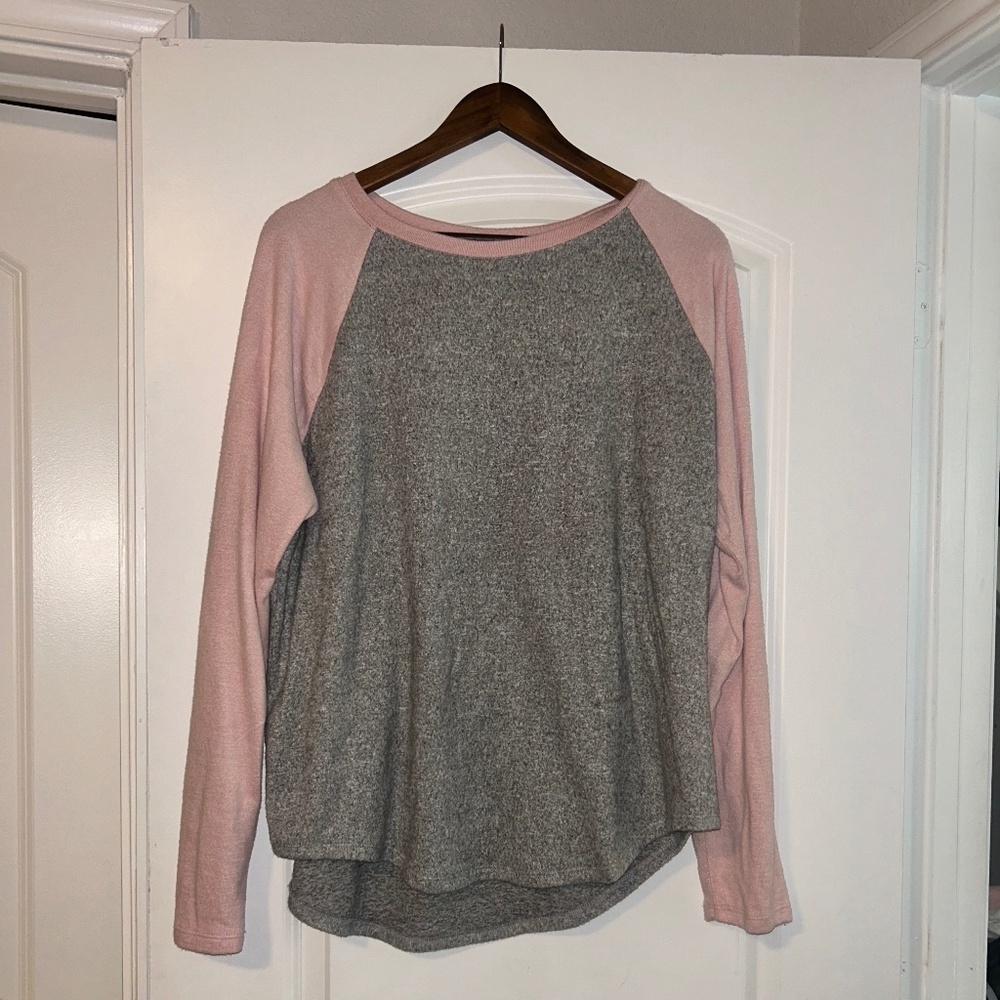 SO Extra Large Pink and Grey Long Sleeve